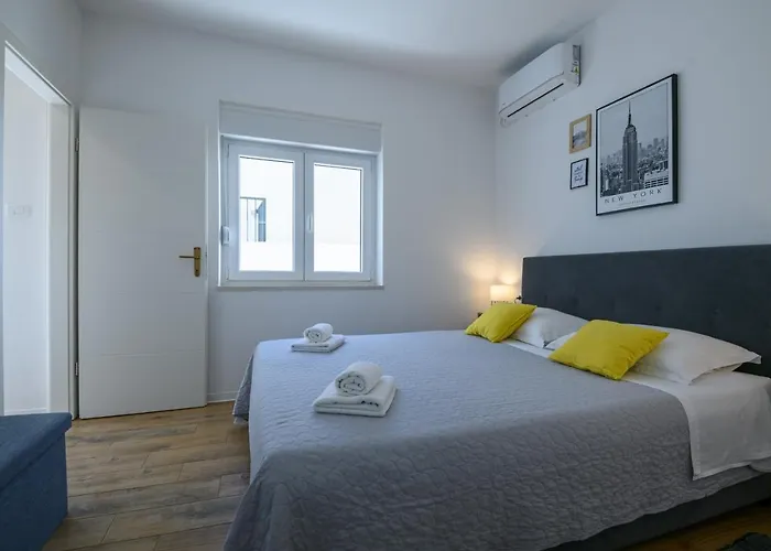 Emaro Appartement *