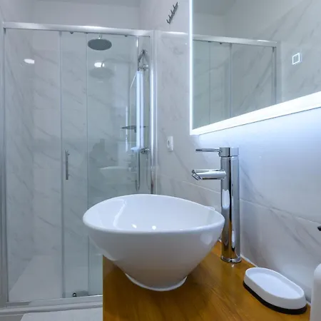 Apartment Emaro Select 